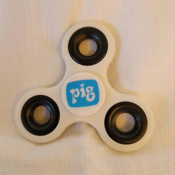 PIG White & Blue Fidget Spinner with Black Features - Picture 2 of 7